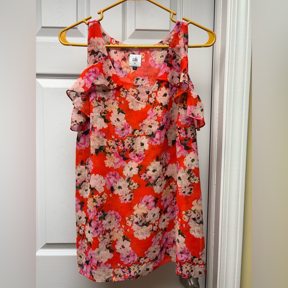 🌺 Cabi Red Floral Ruffle Cold Shoulder Dress – Size M